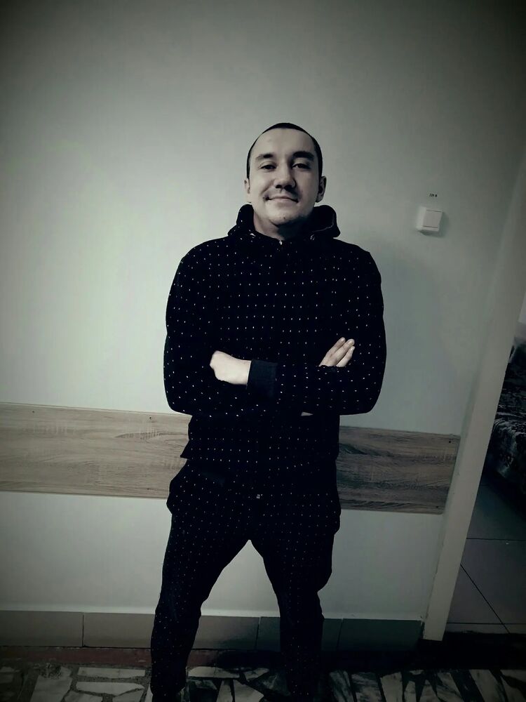  30073351  Kirill, 29 ,    