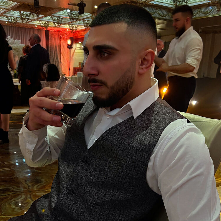  ,   Andre, 29 ,   ,   