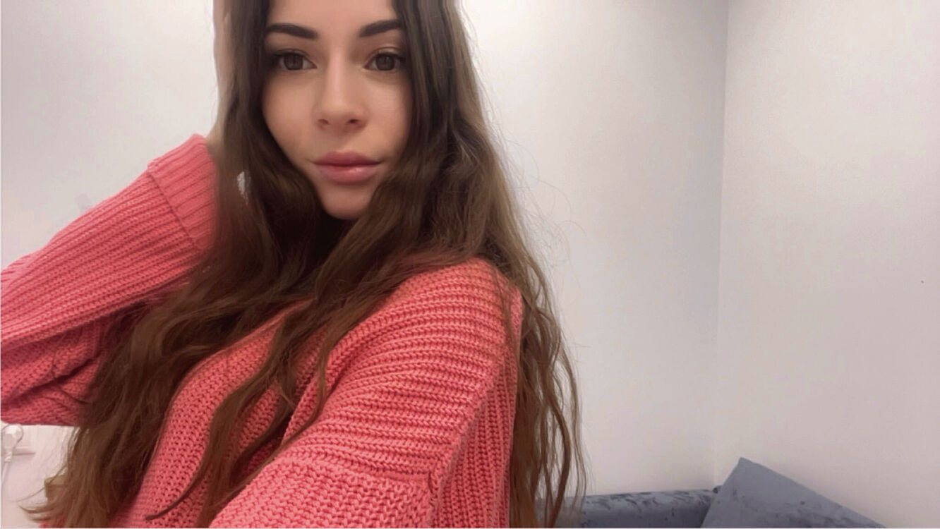  ,   Ella, 29 ,   