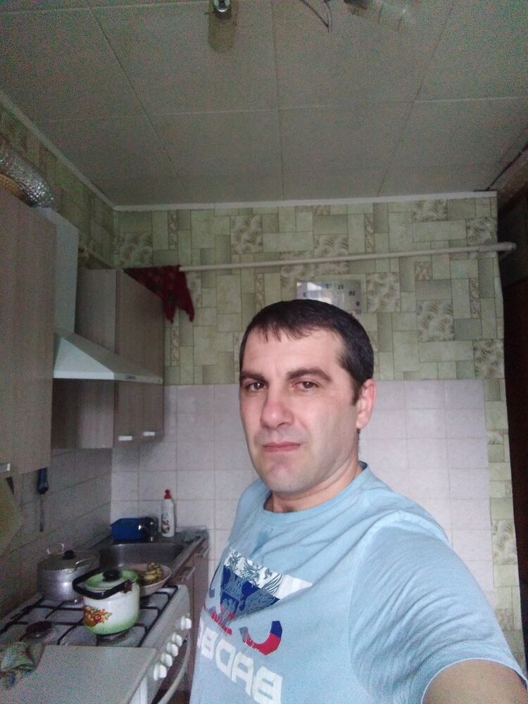  19163661  Aleksandr, 41 ,    