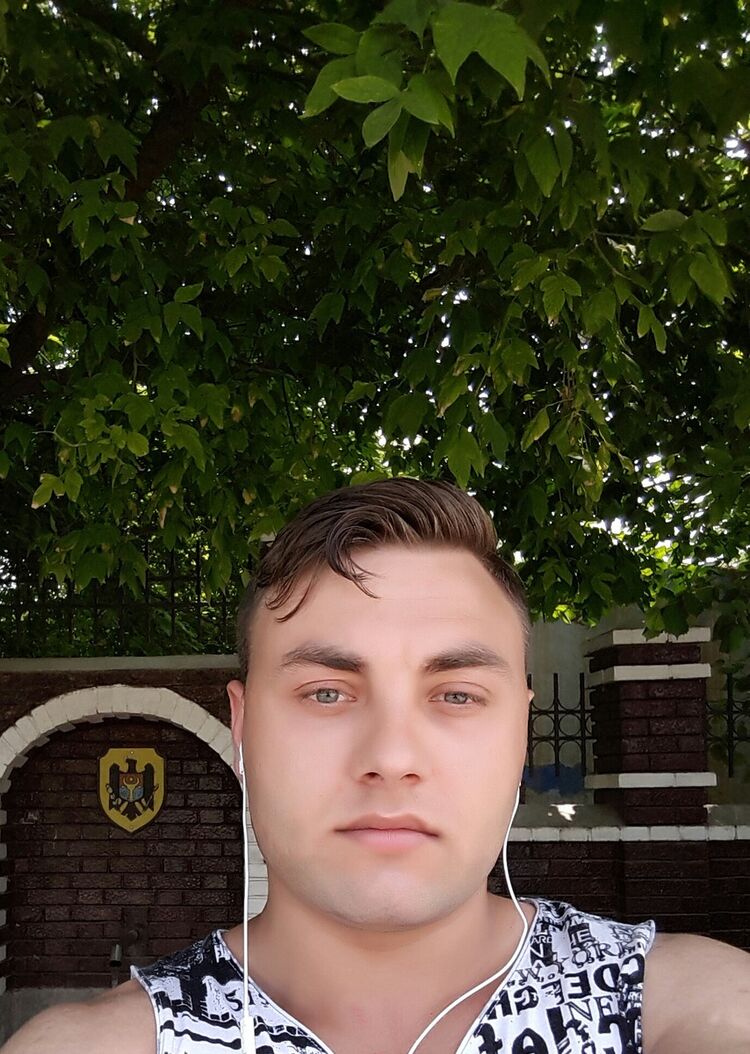  7793311  Vadik, 33 ,    