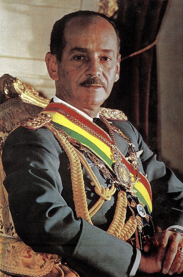  37237711  Bolivar, 38 ,    ----