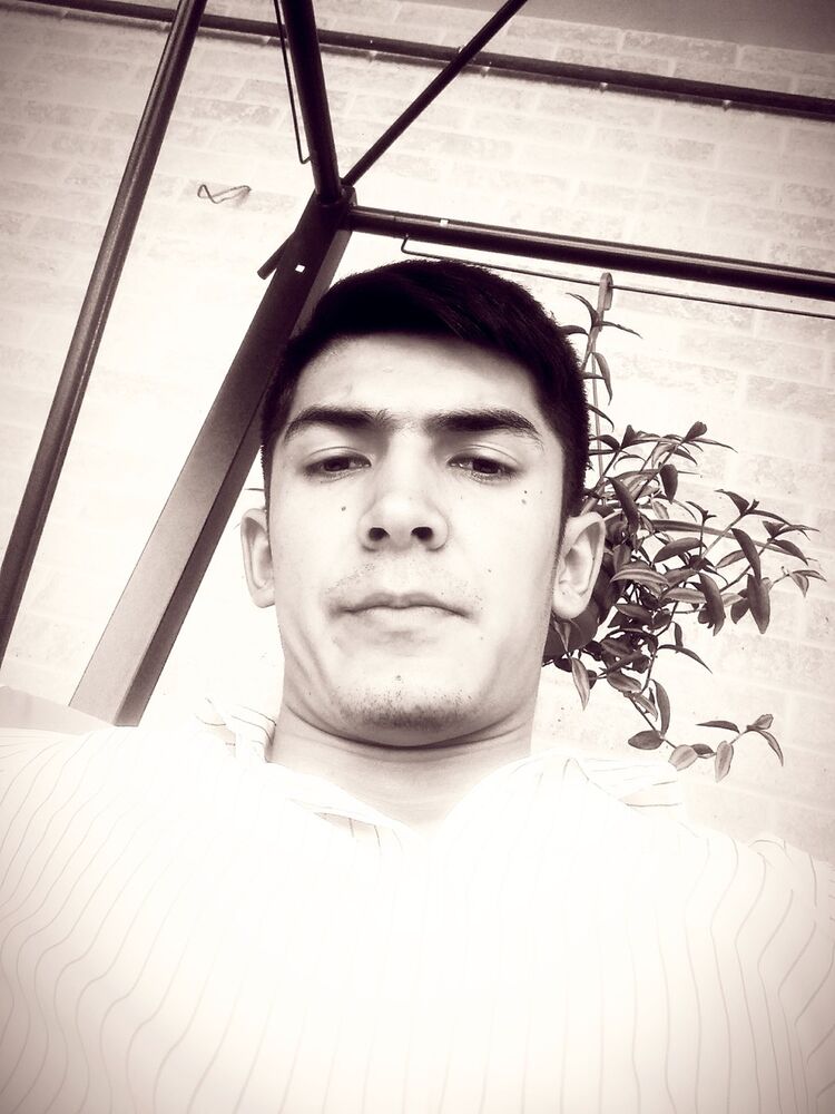  ,   Fozilchik, 25 ,   
