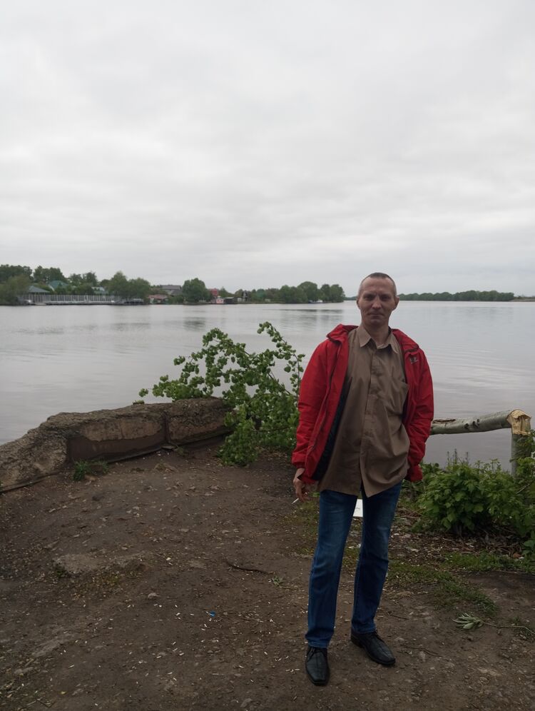  53013801  Vladimir, 50 ,    