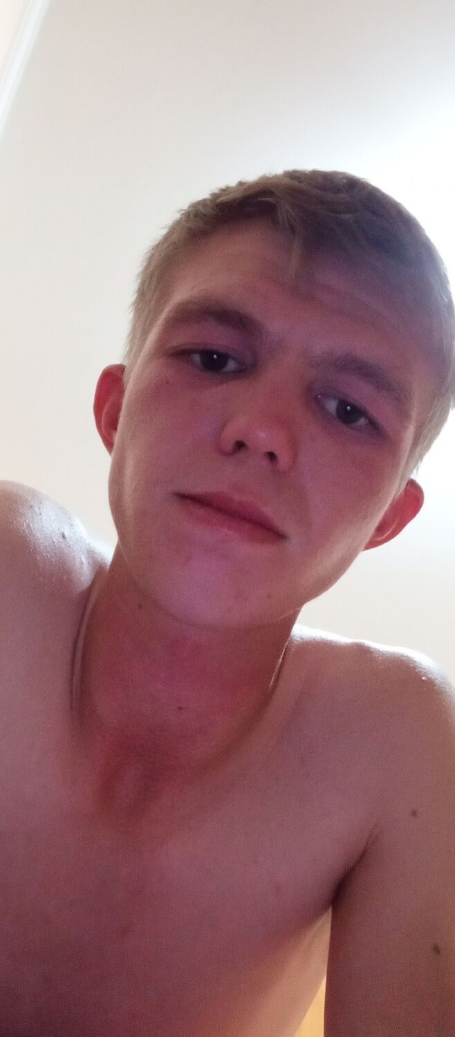 ���� 40229471 ����� ����, 24 ����, ���� ���������� � ������ ���������