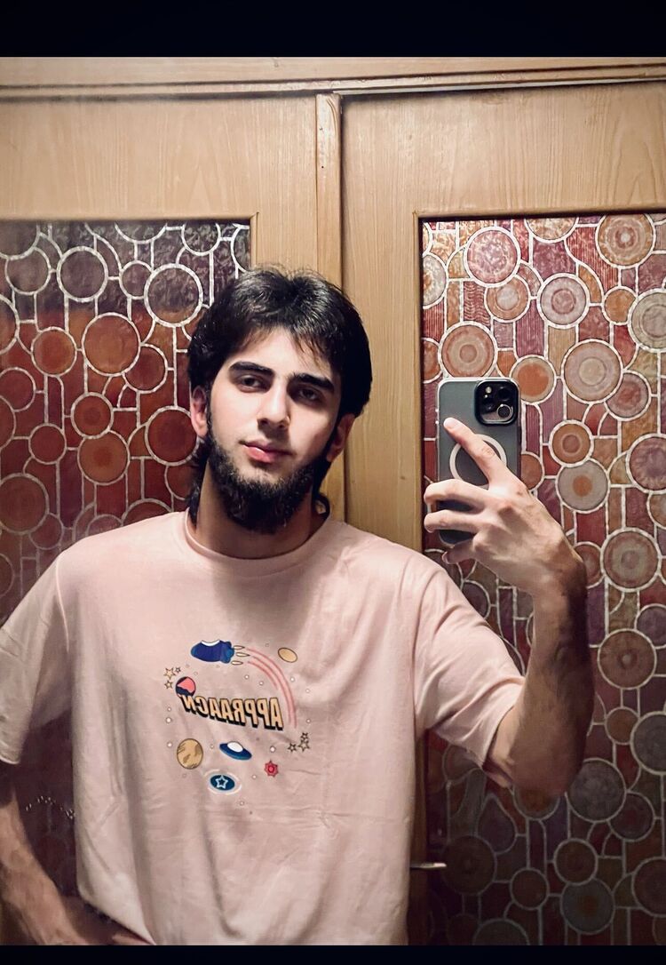  ,   Abuu, 23 ,   c 