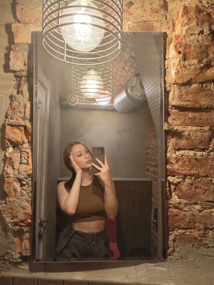  -,   , 21 ,     , c 