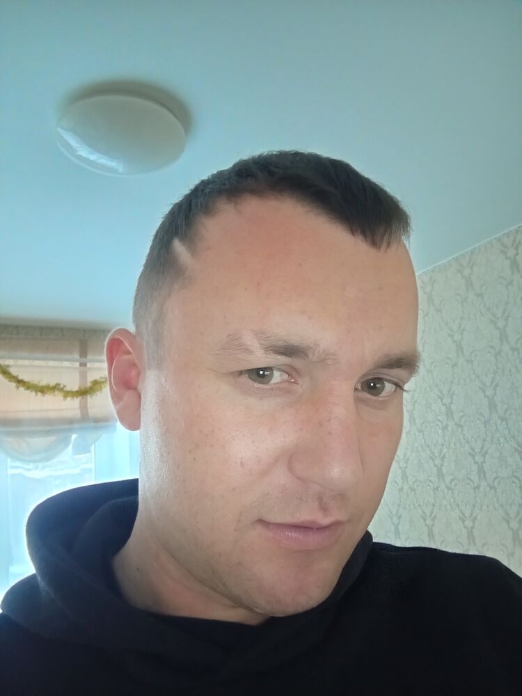  52402621  , 35 ,    
