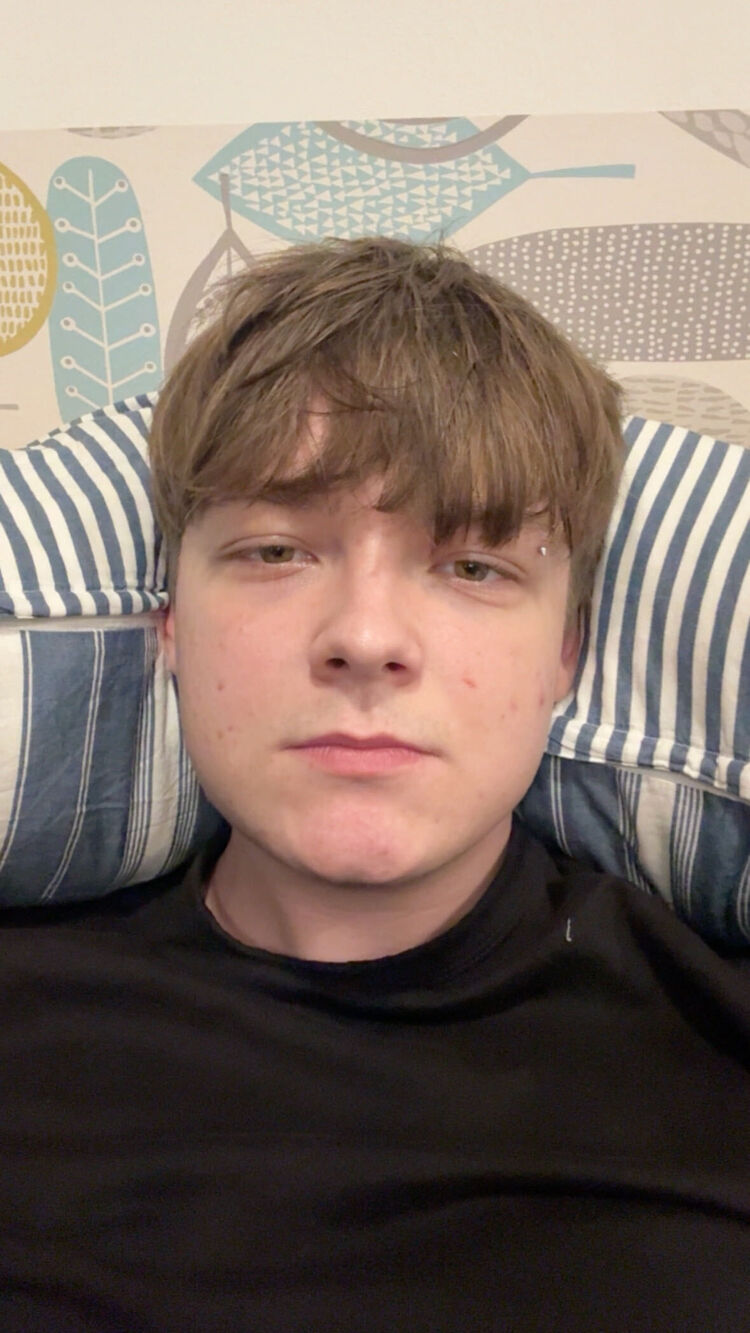  54706031  Ernest, 19 ,    