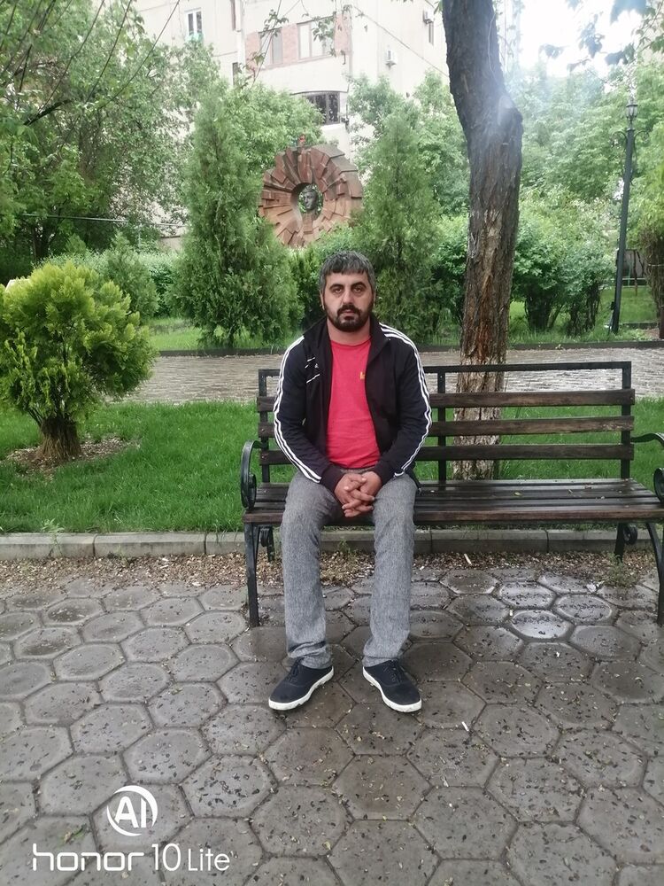  ,   Vladimir, 37 ,   ,   , c 