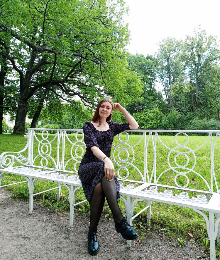  37632551  , 32 ,    -