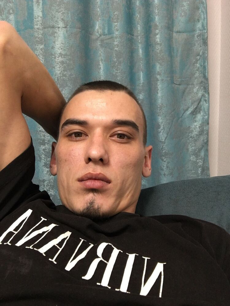  33043241  , 26 ,    