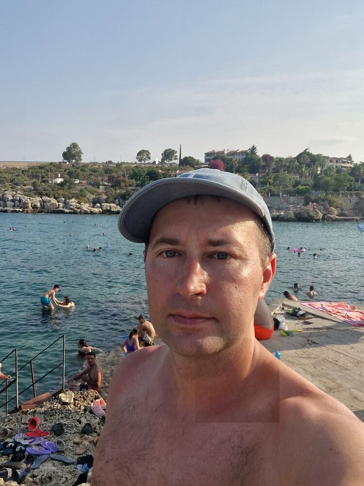  ,   Sergey, 41 ,   ,   , c , 