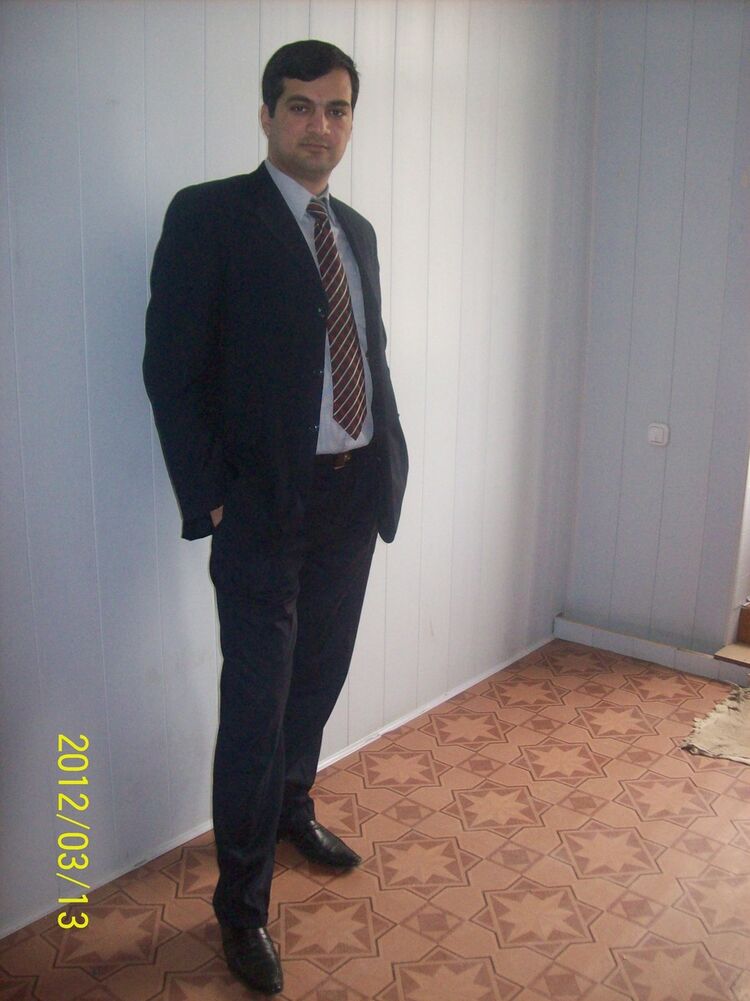  ,   Amir, 44 ,  