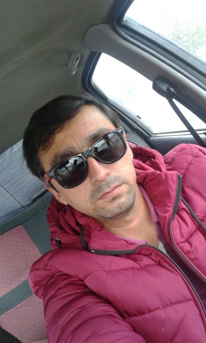  ,   Boy Baxa, 33 ,     , c 