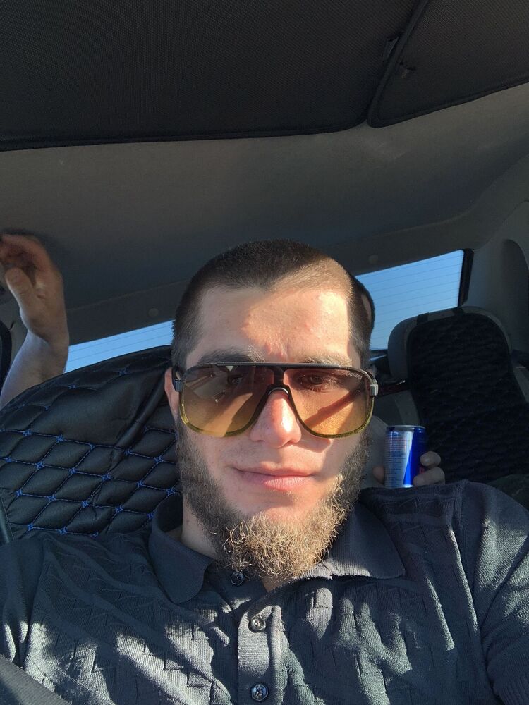  47046301  Rasull, 25 ,    