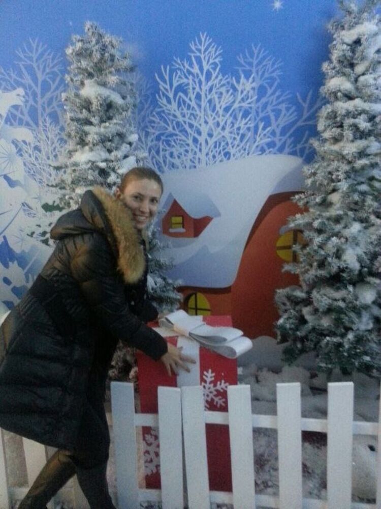 22369941  Olga, 35 ,    