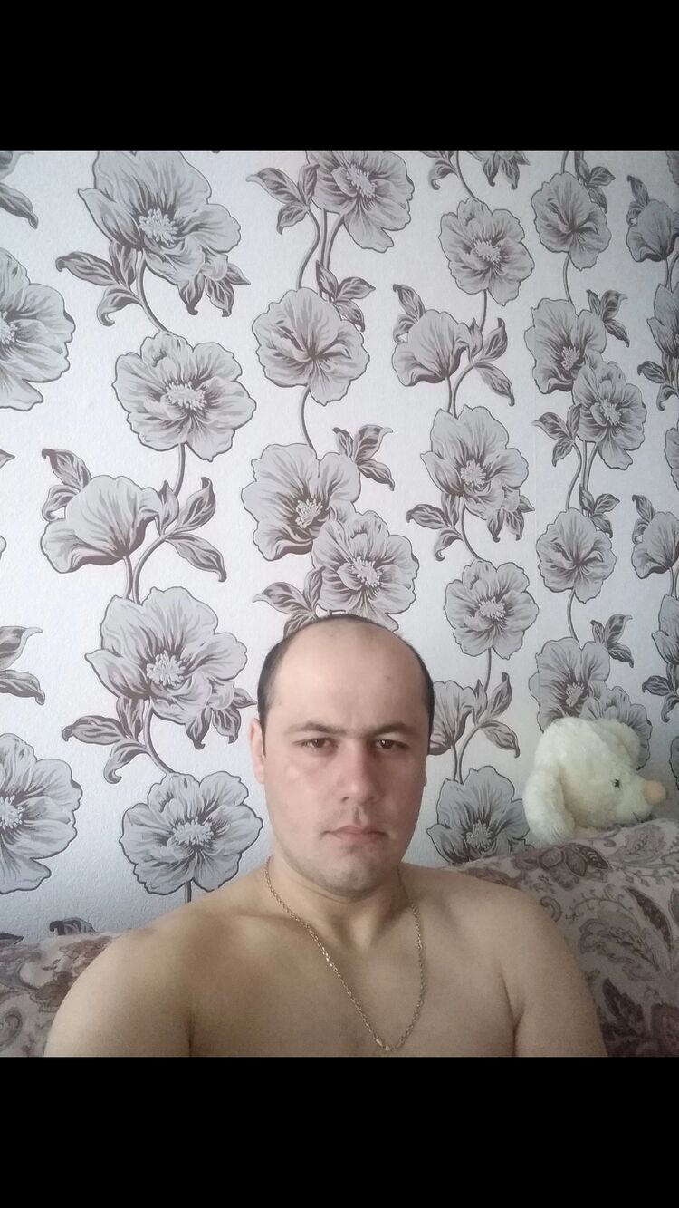  46962331  , 35 ,    