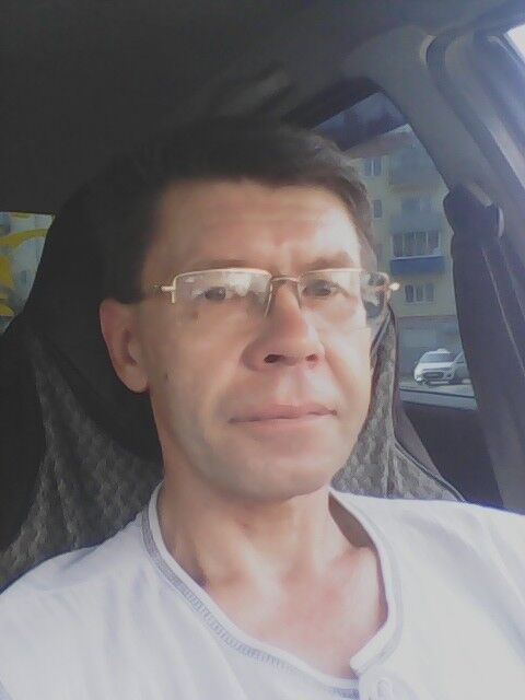 10138441  , 54 ,    