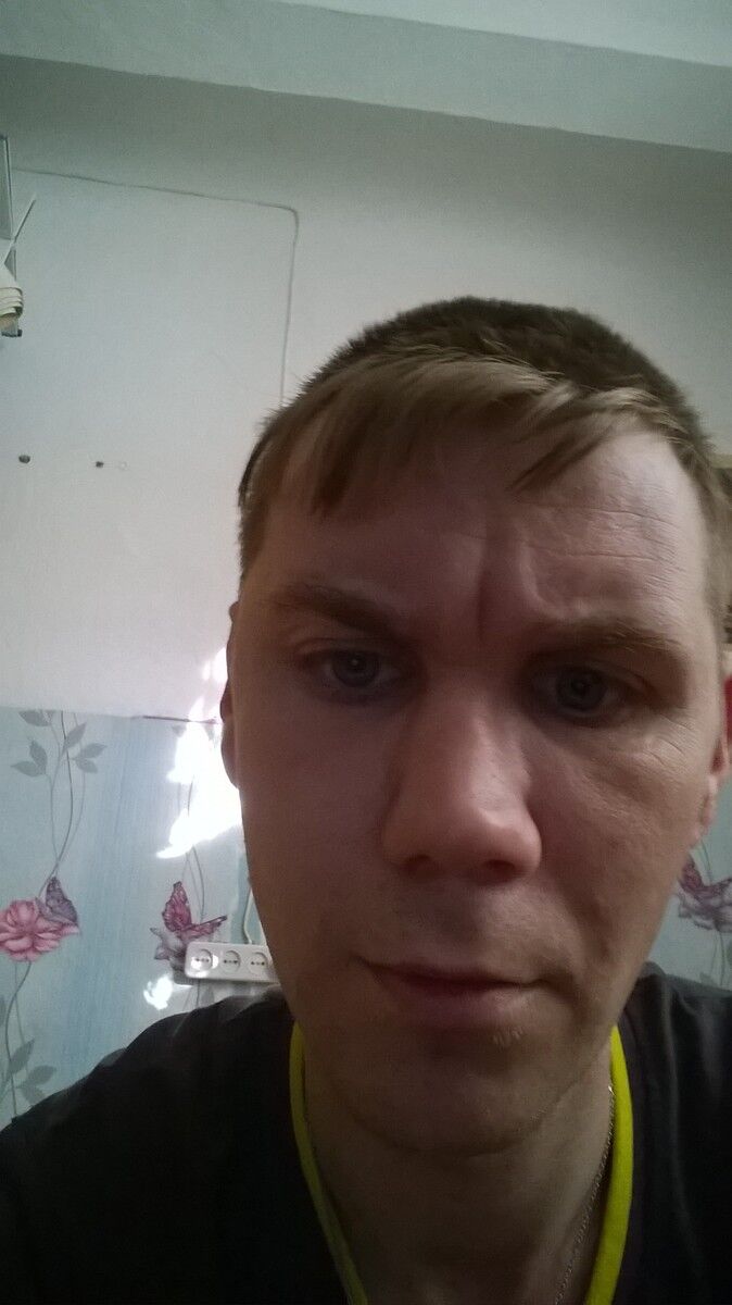 ,   Maksim, 42 ,   ,   , c 