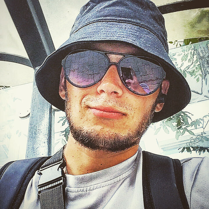  ,   Vladyslav, 22 ,   ,   , c , 