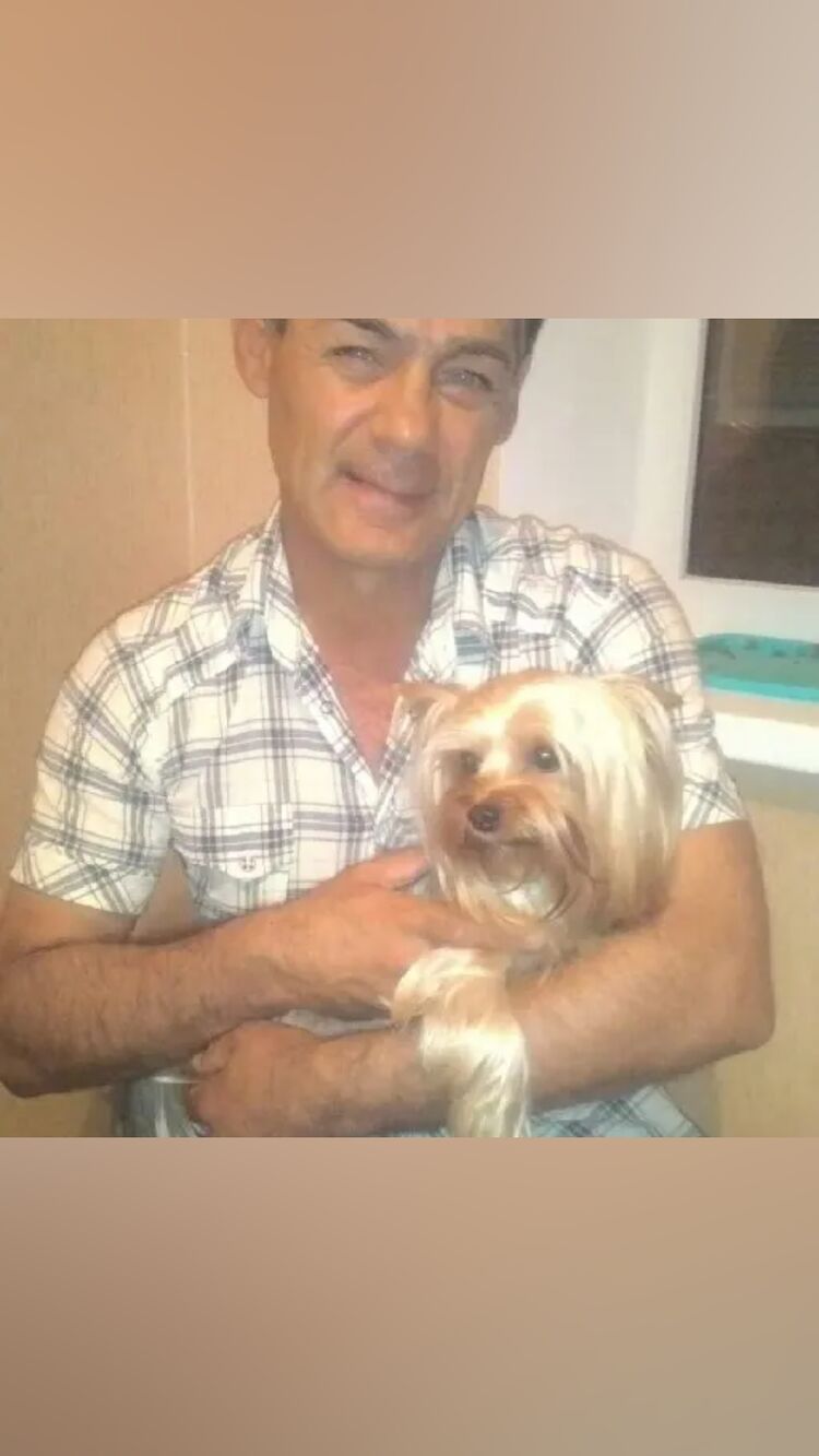  40139451  Ruslan, 55 ,    