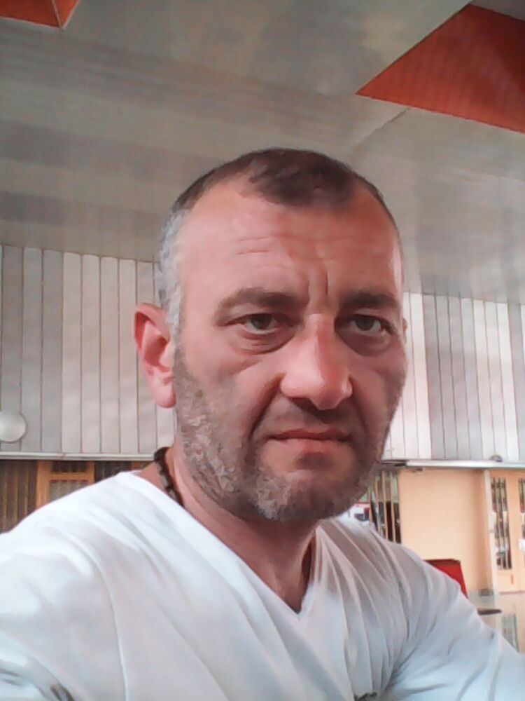  48520671  DAVID, 48 ,    