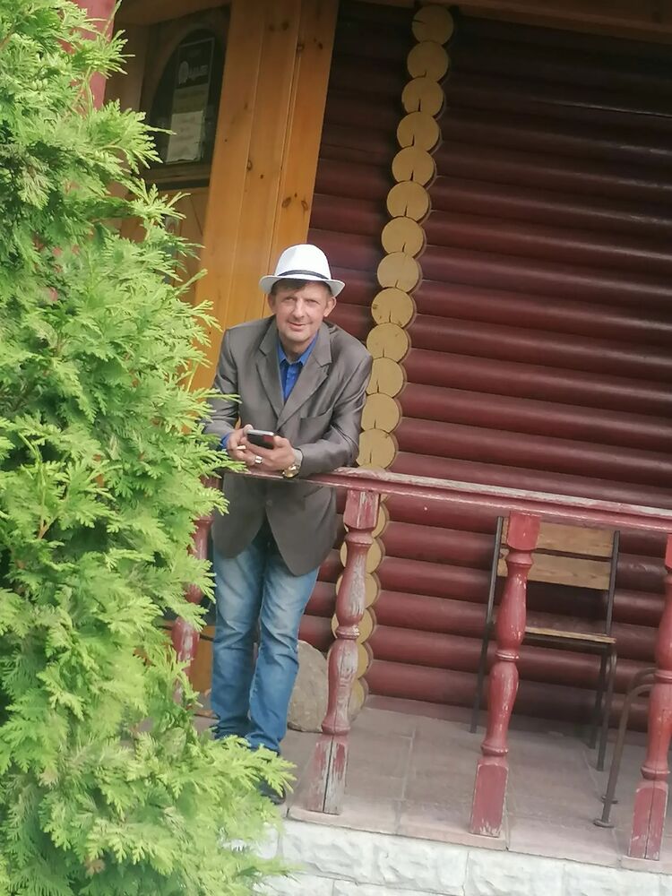  43988271  , 49 ,    -