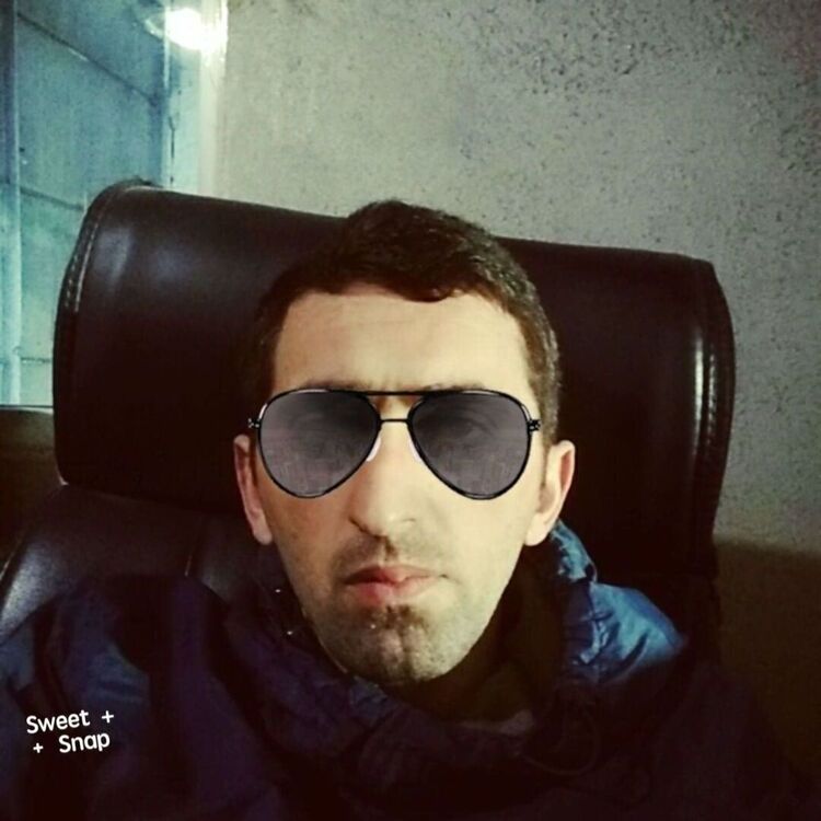  24588211  Andro, 37 ,    
