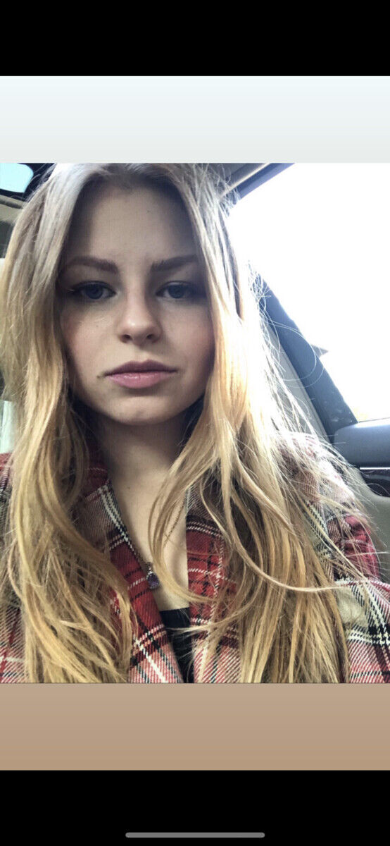  21620341  Ksenia, 27 ,     