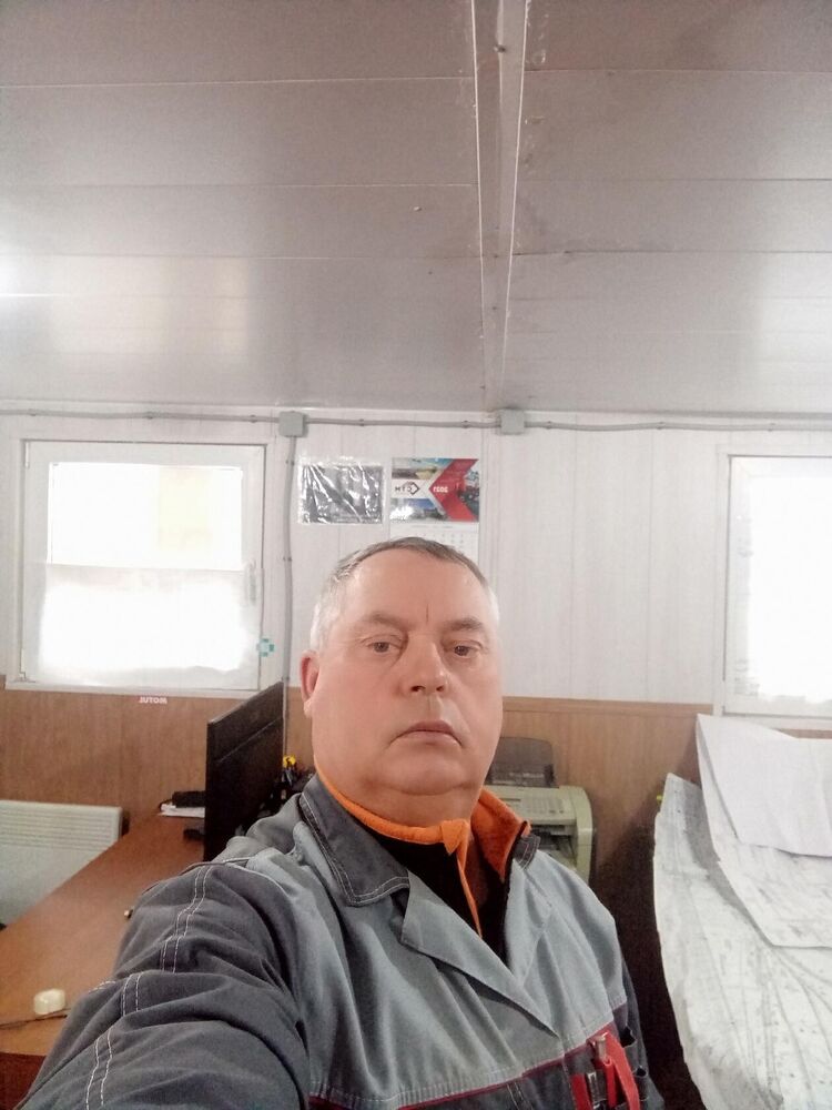  38572951  , 62 ,    