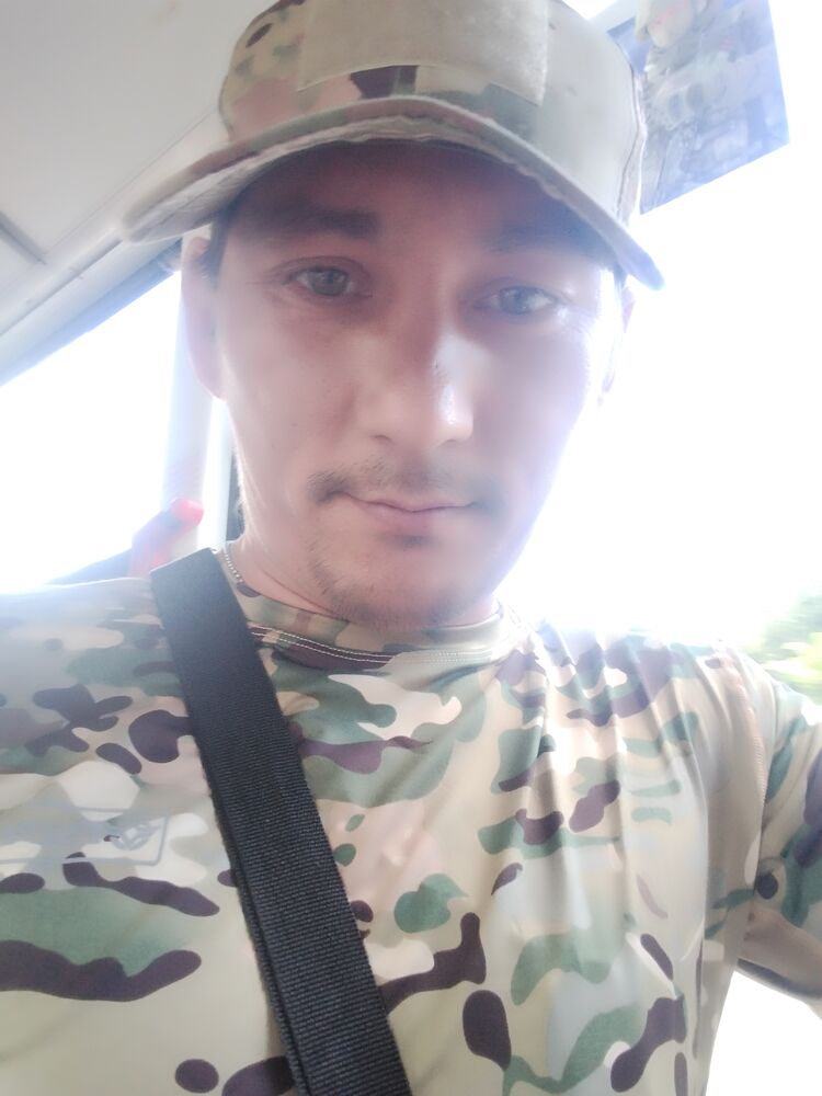  46536631  , 40 ,    