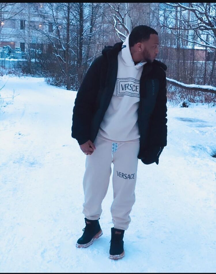 ���������� ������, ���� ����� Yanny, 24 ����, ������������ ��� ����� � ���������, c�������� ���������, ���������