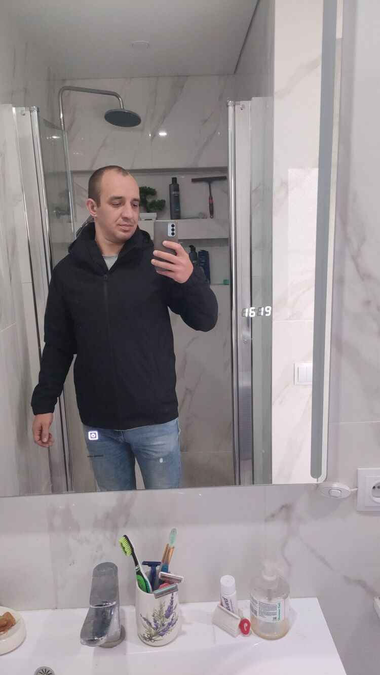  45072081  , 34 ,    