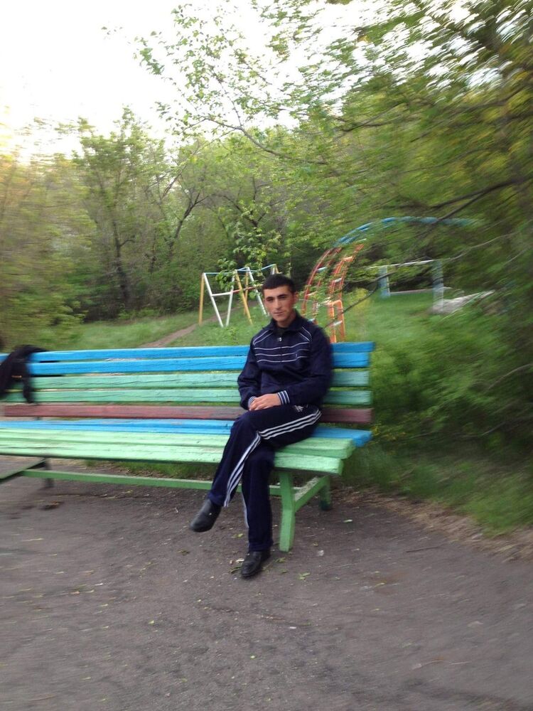  ,   Arman, 30 ,   ,   , c 