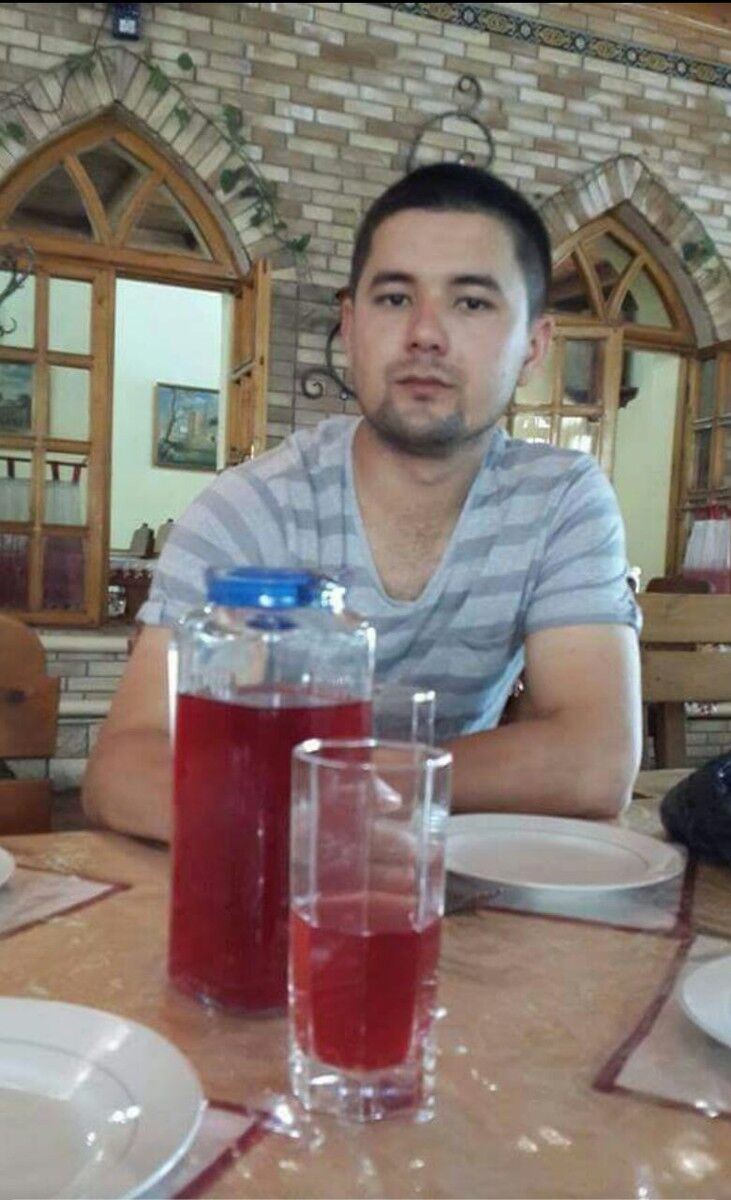  ,   Oybek, 34 ,   