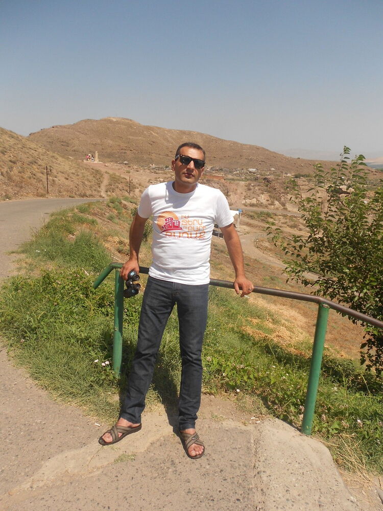  7970651  Aram, 45 ,    
