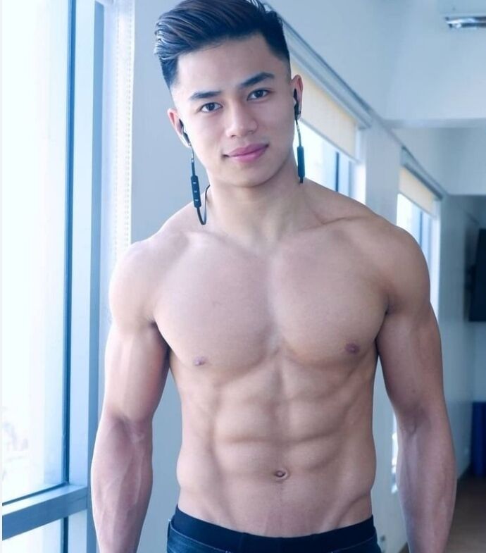  37275751  Urmat, 26 ,    