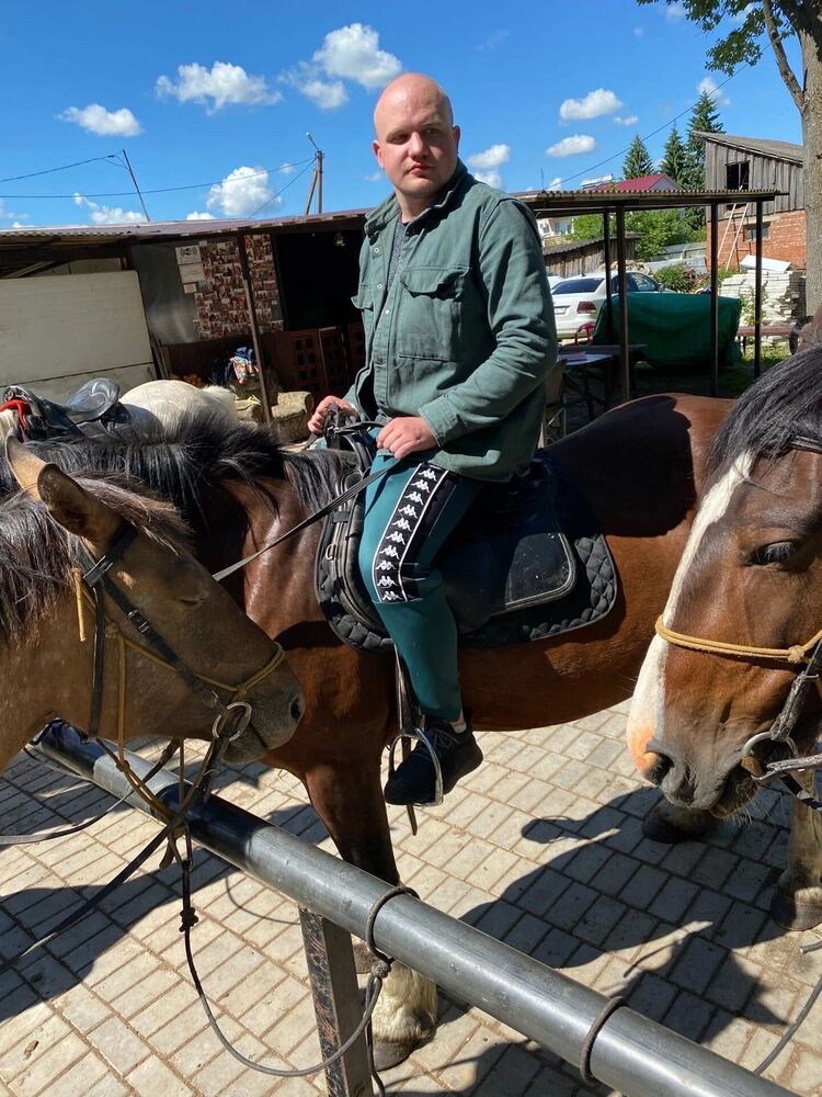 ���� 30404811 ������� ����, 28 ���, ���� ���������� � �������