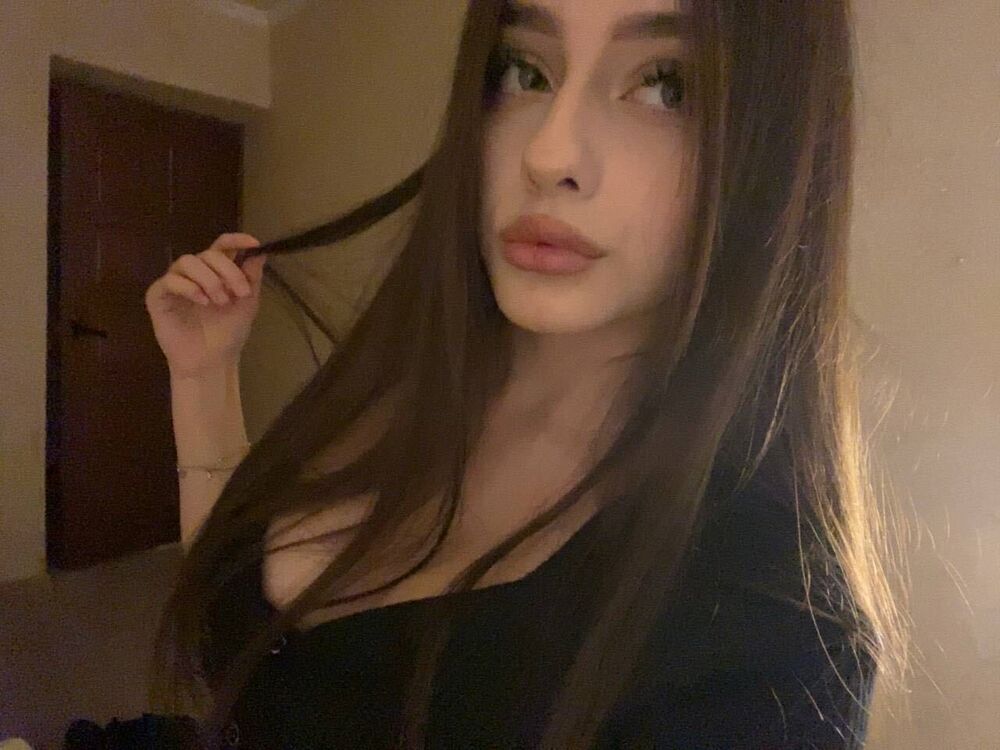 53677471  , 18 ,    