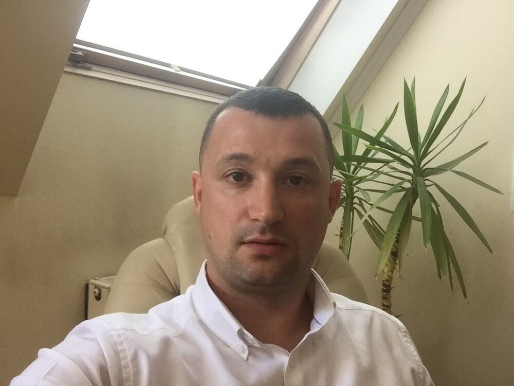  -,   , 40 ,   