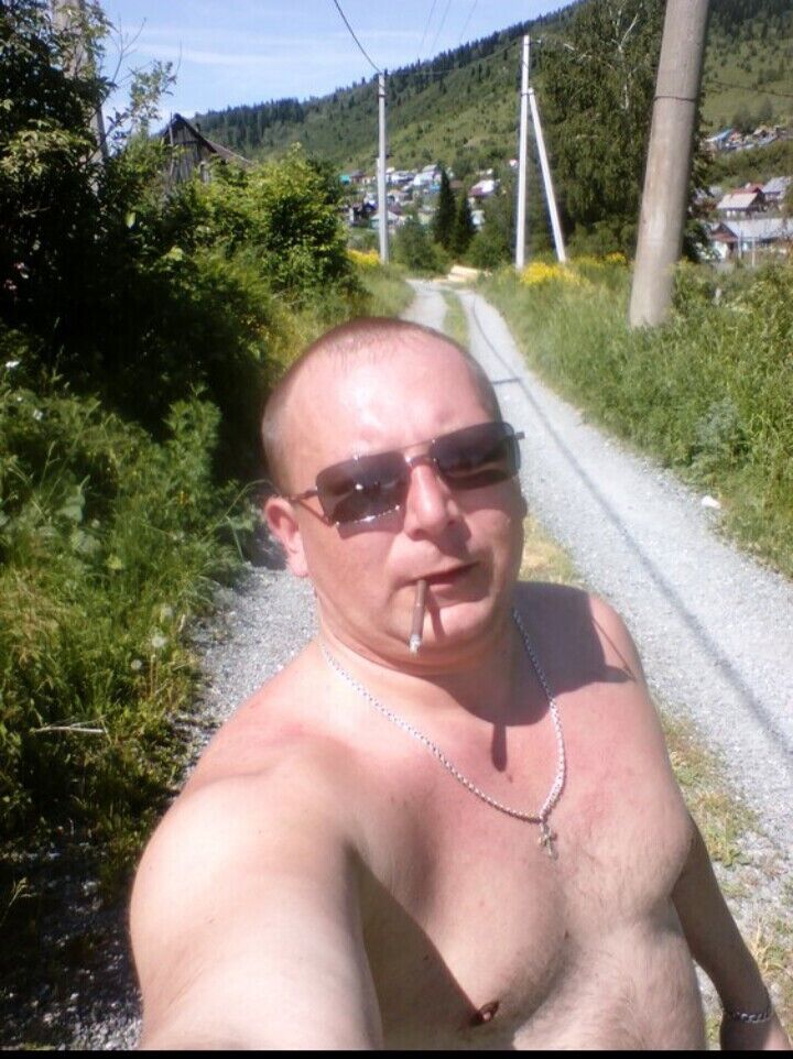  27870611  Alexandr, 37 ,    