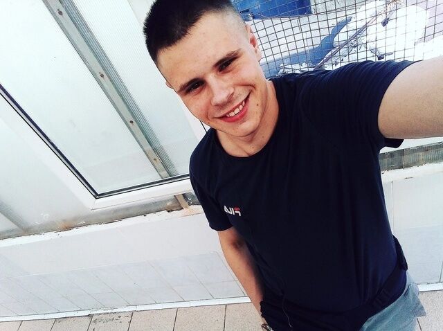  45164191  Nikolay, 24 ,     
