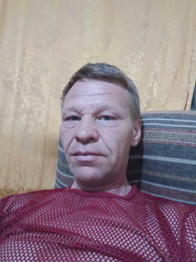  24549731  Alex, 55 ,    
