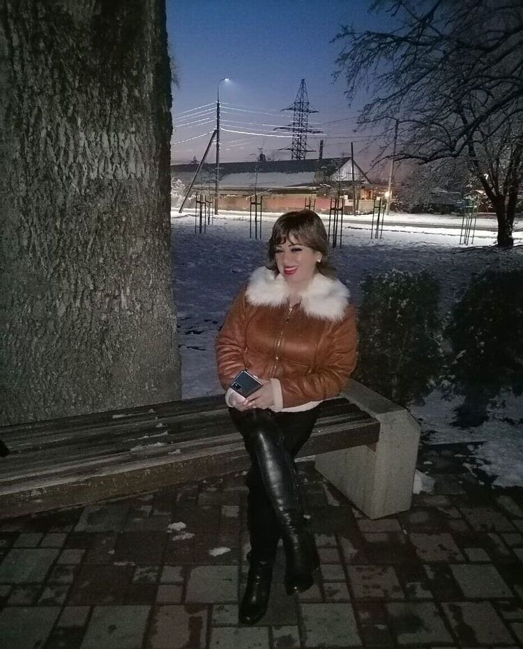  48354331  Galina, 54 ,    