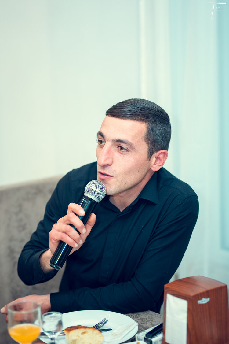  53895421  Marat, 32 ,    