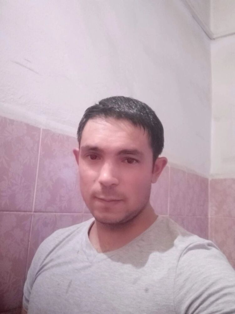  53307431  , 35 ,    