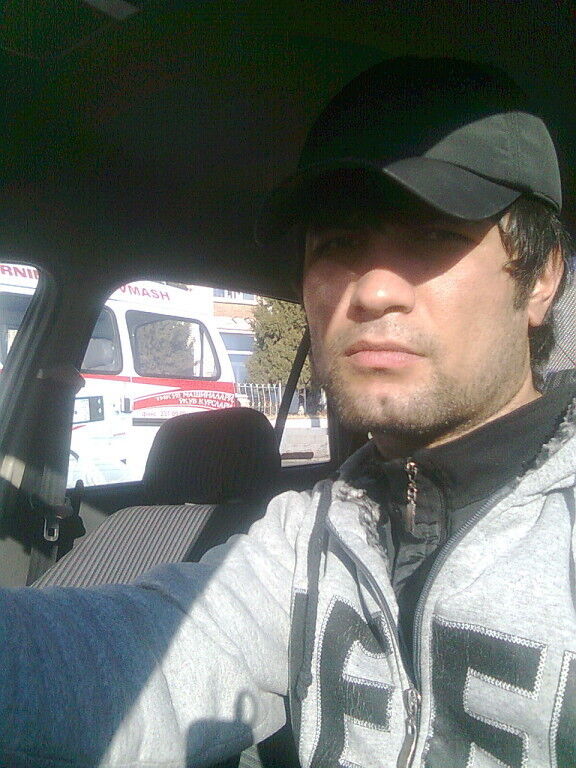  16373281  Hamid, 31 ,    