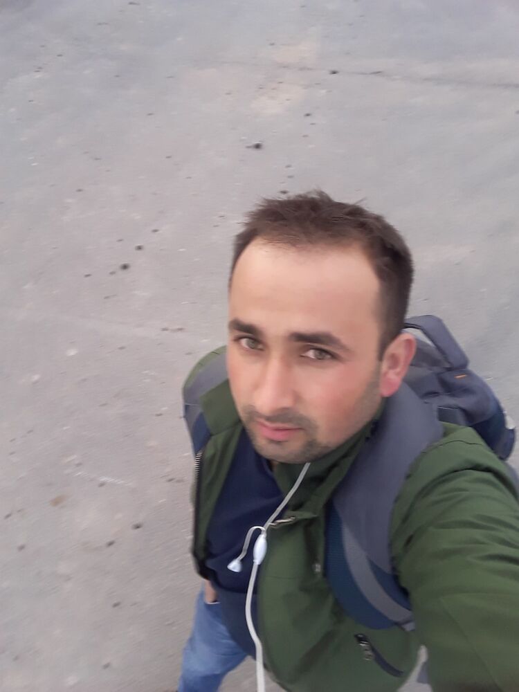  17727441  Ekhson, 37 ,    -