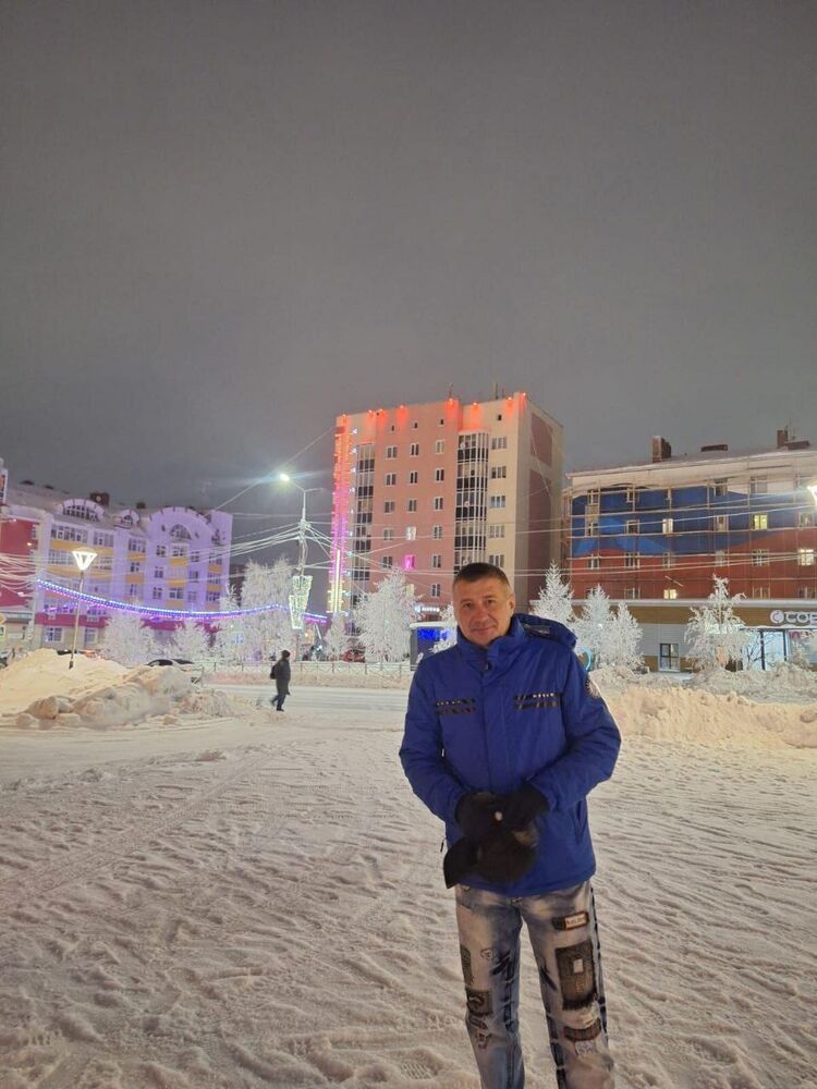  53586861  Arthur, 55 ,    